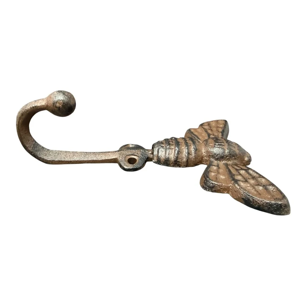 Cast Iron Bee Wall Hook Rustic Farmhouse Cottage Garden Decor Honeybee Bumblebee